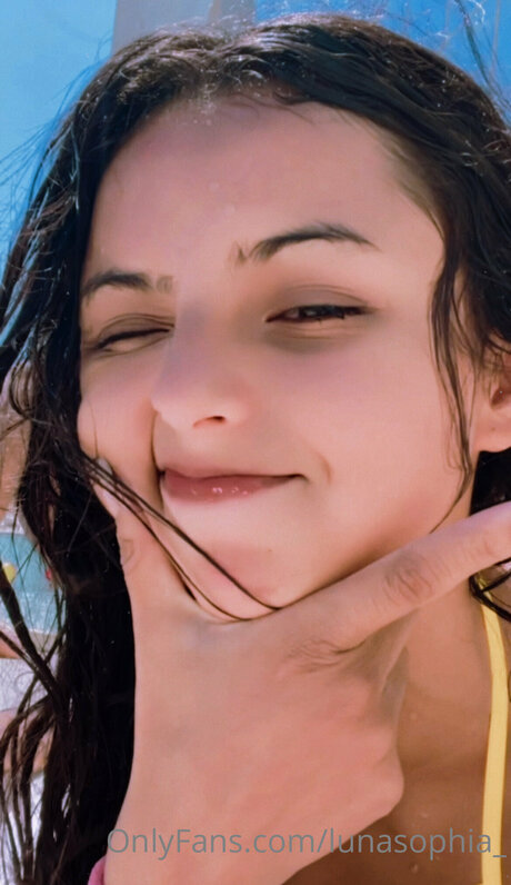lunasophia_ sexy actress img