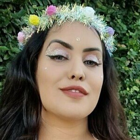 Raphaela Starling porn model galleries