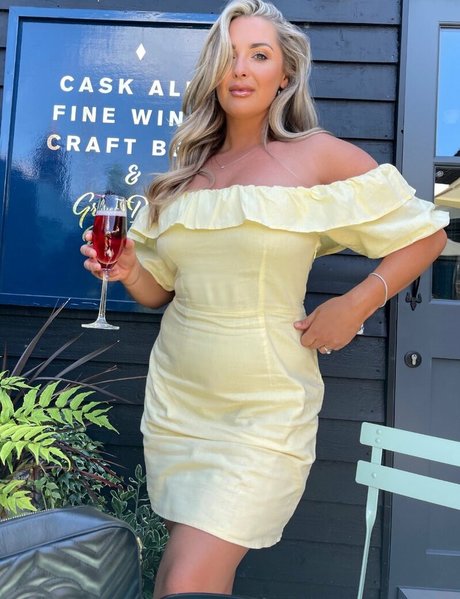 Daisydooxx pornstar naked pictures