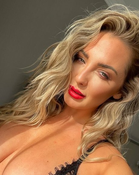 indian milf onlyfans hot porn picture