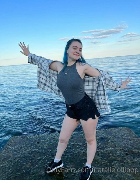 teen lesbian onlyfans free xxx image