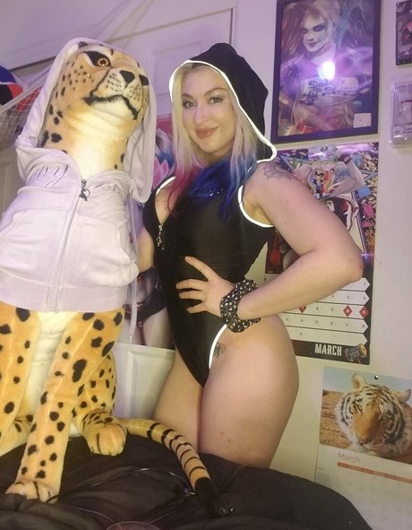 frottage onlyfans free porn picture