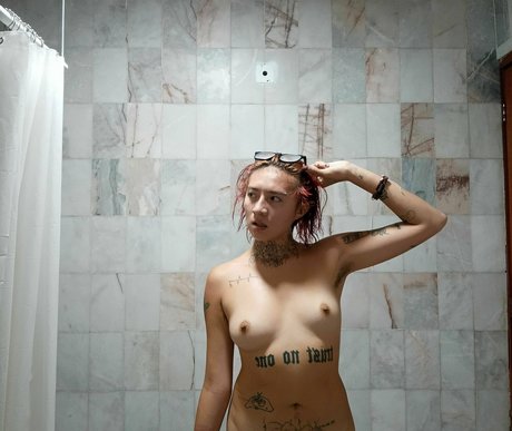 fvckin s0ulless hot model pictures