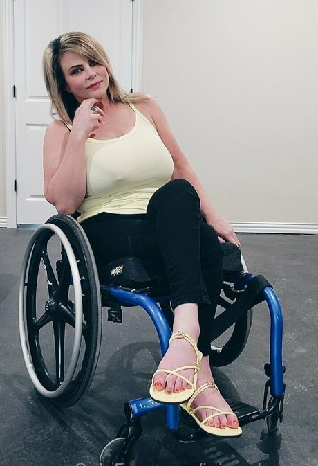 juicywheels1 hot star img