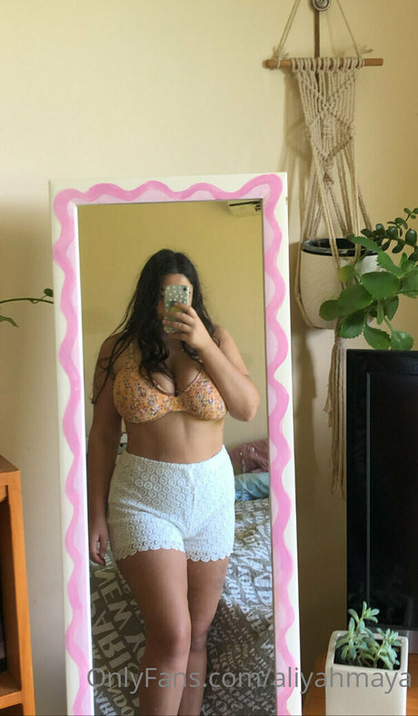 aliyahmaya model erotic gallery