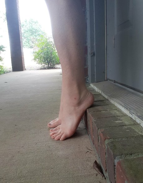 evieliekki adult model galleries