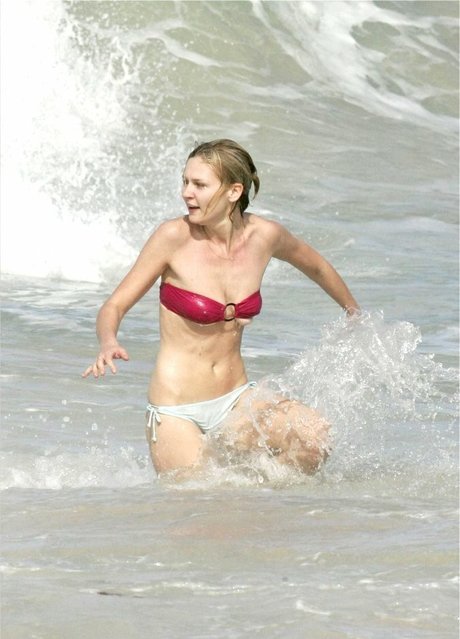 Kirsten Dunst free model photo