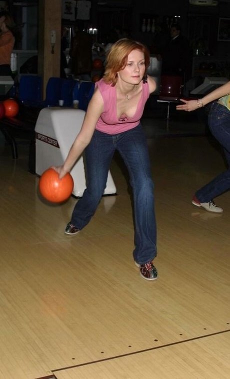 Kirsten Dunst model sexy pic