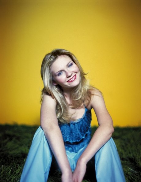 Kirsten Dunst hd model galleries