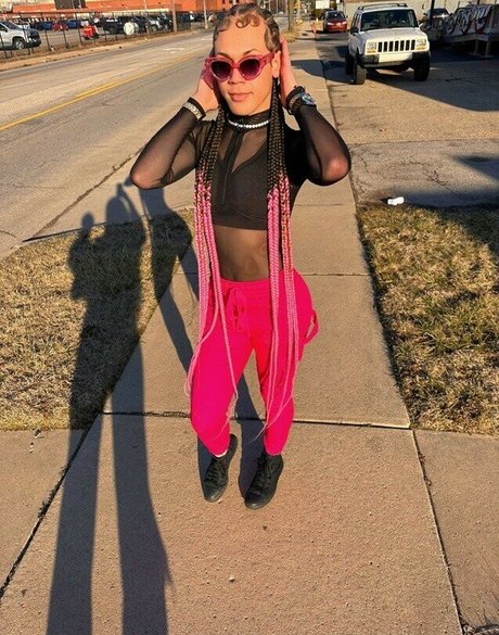 Tnasty star hd photos