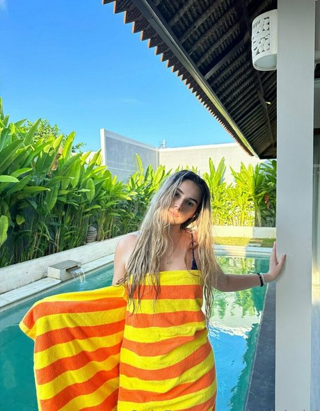 Daniela lzj erotic star gallery