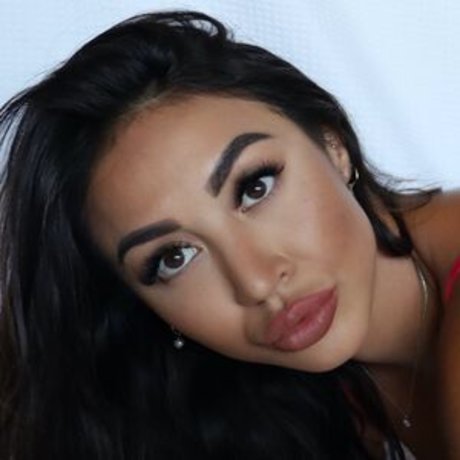 Nisa Grace pornstar exclusive pics