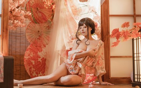 Mizhi mao model adult image