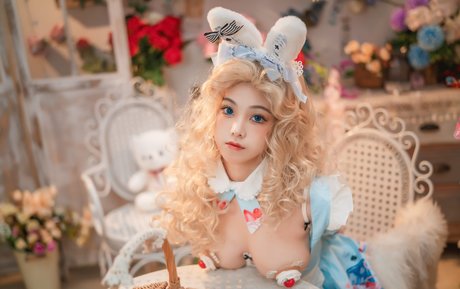 Mizhi mao best actress picture