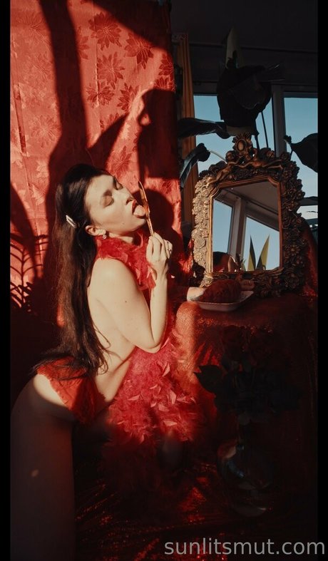 Misha Cross art model pictures