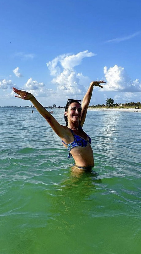 redhead skinny onlyfans free sex pictures