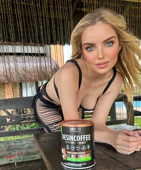 Giovanna Chaves nice star image