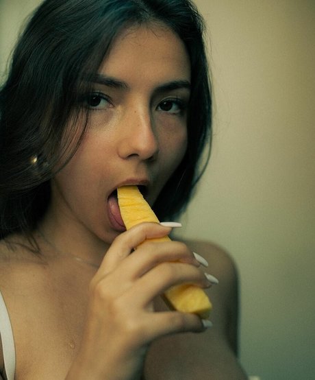 Catarina Xantunes star exclusive pics