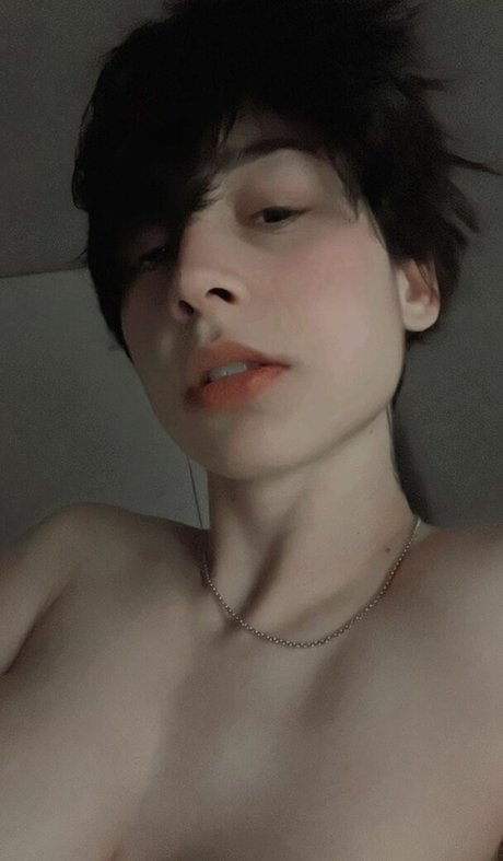 Alfyrise model erotic image