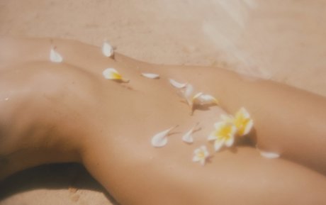 Natalie Jayne Roser star archive