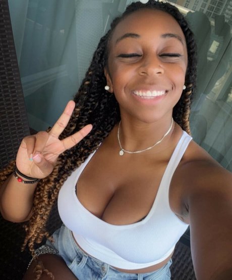 sexy mom onlyfans perfect images