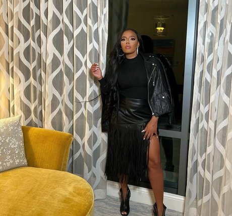 Angela Simmons adult model pic