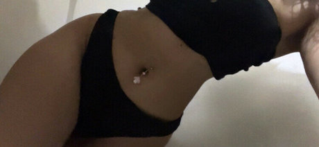 babagirl model hd pictures