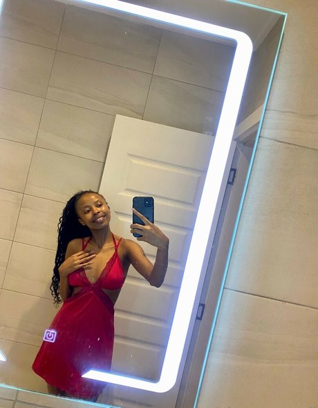 naomiebony star nude gallery