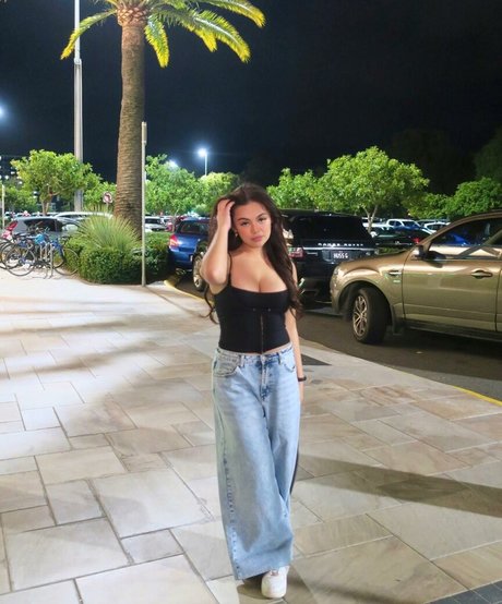 curvy muscle onlyfans best pic