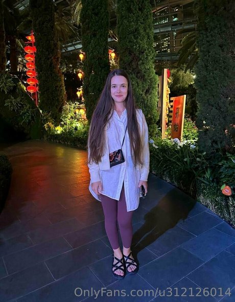 meridianaua beautiful actress pic