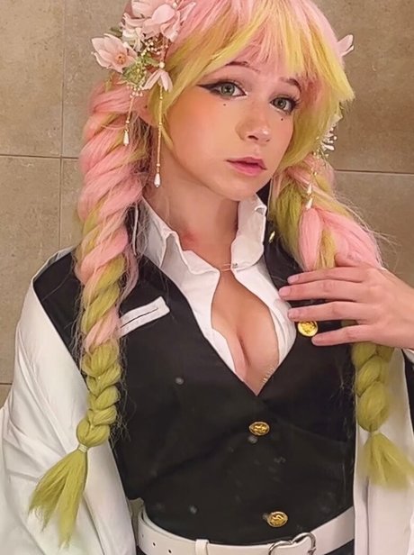 innocent onlyfans pretty photo