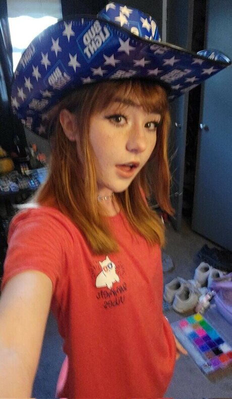 Sammynoodlesoup model perfect img