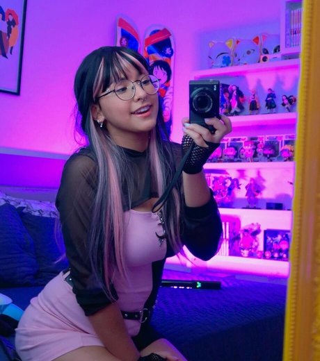 Bibivitona perfect model picture