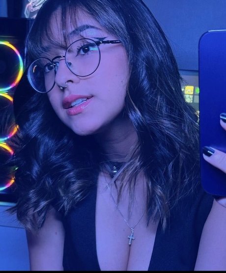 Bibivitona nudes actress pictures