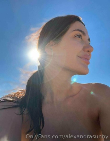 alexandrasunny pornstar exclusive picture