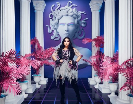 Ilianna nude actress pictures