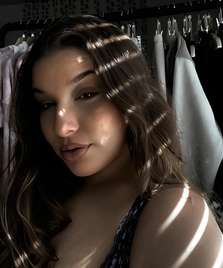 big tits nerd onlyfans sexy pic