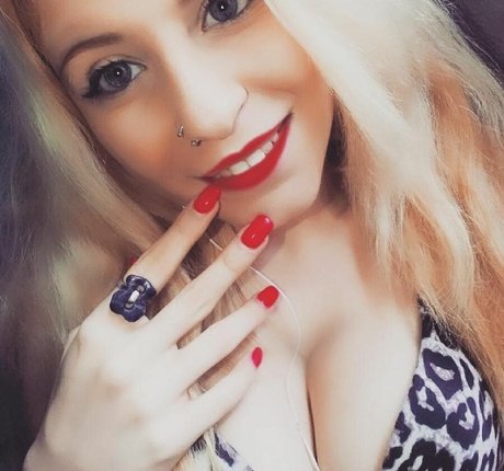 Mireia Rodriguez naked star galleries