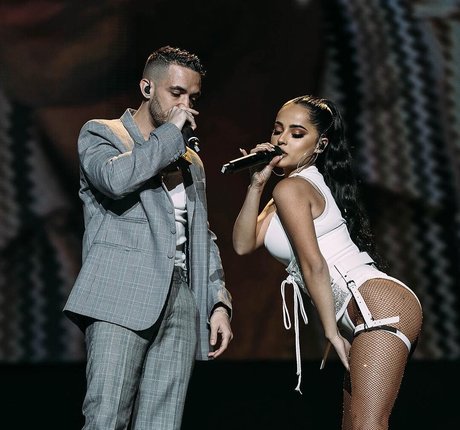 tiktok stars onlyfans hot galleries