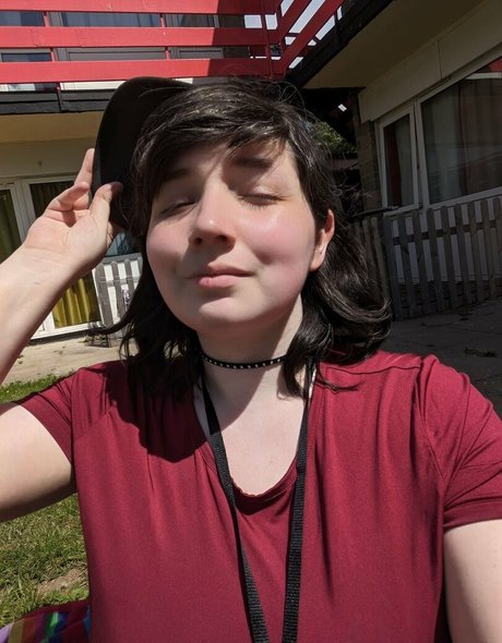 MCSmallyy star art picture