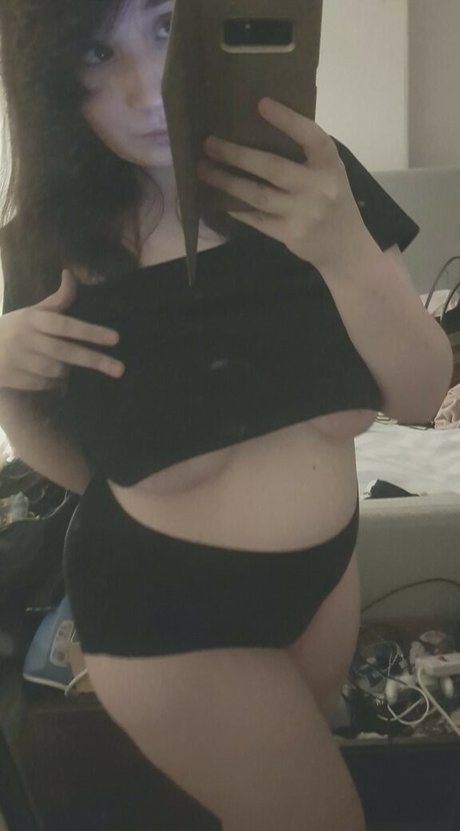 MCSmallyy pornographic actress images