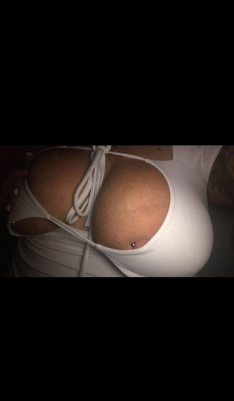 Britishbundaa model nice picture