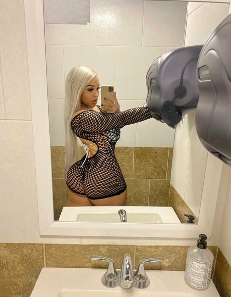 neljassenia star sex pics