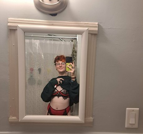 tr33ivy star pornographic images