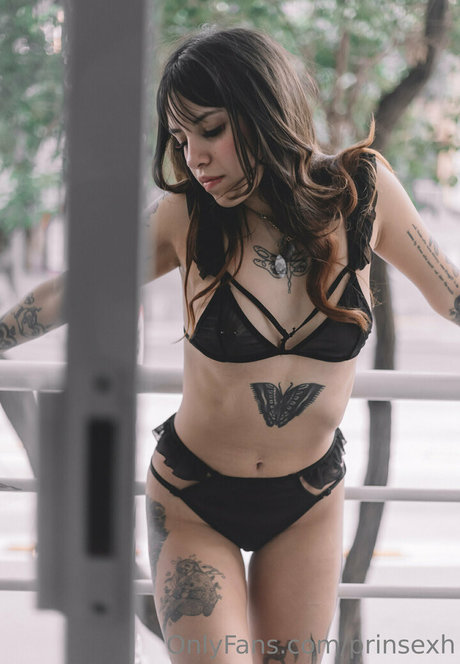 small tits asian onlyfans hot naked pics