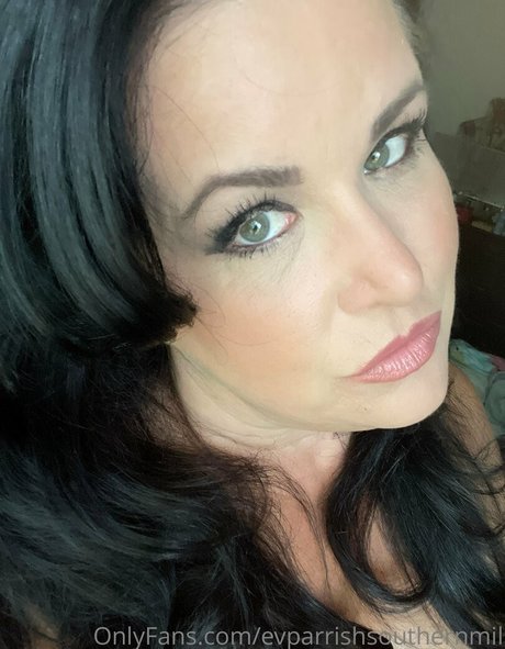 evparrish hot model pictures