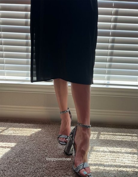 Brooke Jones nice star pictures