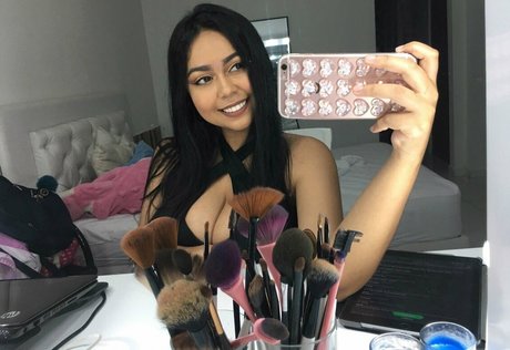 Stefaniepaolao model erotic gallery