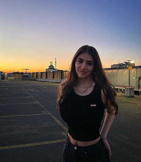 lisa straube model sexy photo