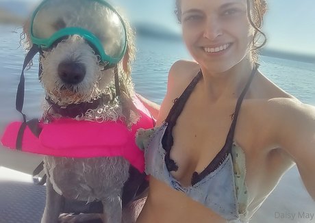 doitwithdaisy model nude archive